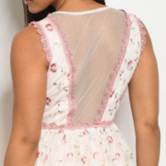 S M L PINK WITH FLOWER PRINT EMBROIDERY DRESS NWT - Picture 4 of 7